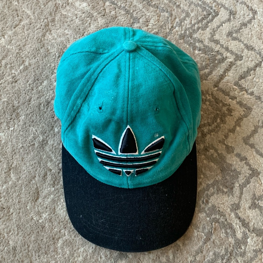 Adidas 90s vintage SnapBack Black and Turquoise